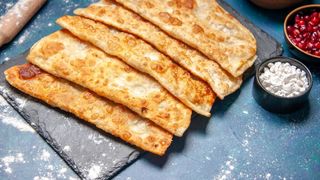 Plăcintele Sfântului Ioan nu trebuie să lipsească de pe masa de Bobotează. Cum se prepară bucatele tradiționale