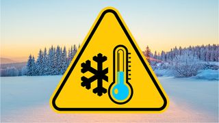 VIDEO Minus 18,3 grade &icirc;n Rom&acirc;nia! Polul gerului, &icirc;n zonele de munte din centrul țării