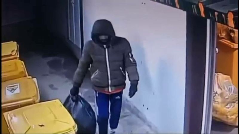 Cine este bărbatul care a furat trei picioare de om de la Spitalul Cantacuzino 