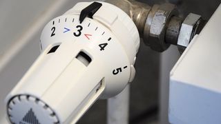 Cum să faci economie la căldură &icirc;n 2025