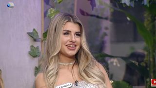 VIDEO "Ea nu se apropia de Moldo cu un centimetru dacă nu voiam eu". Alexandra și Iasmina, la cuțite în prima gală din noul sezon "Casa Iubirii"