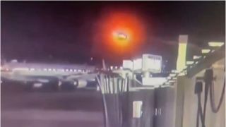 Detalii terifiante din tragedia aviatică de la Washington. Ce au auzit piloții înainte de momentul impactului dintre avionul de pasageri și elicopterul militar