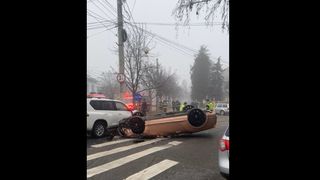 Un polițist local a fost spulberat pe o trecere de pietoni, în Ploiești