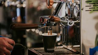 Top 6 funcții ascunse ale aparatelor de cafea