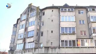 VIDEO &bdquo;Mi se pare trist&rdquo;. Blocuri nereabilitate din cauza conspirațiilor