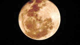 Lună Plină pe 12 februarie 2025