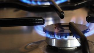 VIDEO Cum se plafonează facturile la energie din aprilie 2025