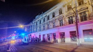 VIDEO A murit carbonizată în propria casă! Bătrâna de 72 de ani din Timișoara nu a mai putut fi salvată