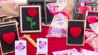 VIDEO &bdquo;Sunt pentru buzunarele tuturor&rdquo;. Cadouri inedite de Dragobete