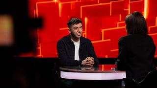 Vloggerul Mircea Bravo, invitat duminică, la ”40 de întrebări cu Denise Rifai”, emisiune difuzată de la ora 23:30, la Kanal D