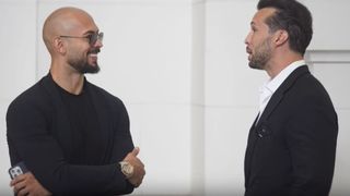 VIDEO Frații Tate fac cu mâna justiției din România. Cum au fost lăsați să plece din țară chiar de magistrați