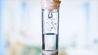 O bebelușă a rămas cu sechele grave din cauza unei perfuzii administrate incorect, la Spitalul din Craiova