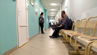 VIDEO Sezon gripal agresiv. Statisticile sunt &icirc;ngrijorătoare: peste 139.000 de oameni s-au &icirc;mbolnăvit de o infecție respiratorie