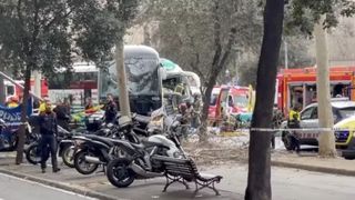 VIDEO Peste 30 de răniți la Barcelona. Două autocare s-au ciocnit pe o arteră foarte circulată