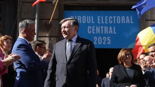 Candidatura lui Crin Antonescu la alegerile prezidențiale din 2025 a fost validată de Biroul Electoral Central