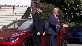 VIDEO Casa Albă, transformată în showroom Tesla de administrația Trump