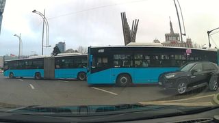 Cu cât se scumpesc biletele de autobuz, tramvai și troleibuz în Capitală. "Trebuie să luăm o decizie politică"