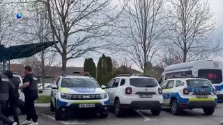 VIDEO &bdquo;Este foarte grav&rdquo;. Opt persoane au intrat &icirc;ntr-un centru DGASPC și au atacat mai mulți minori