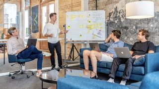 Cum se transformă spațiile de birou &icirc;n contextul muncii remote?