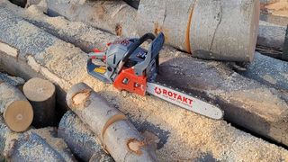 Avantajele și dezavantajele drujbelor pe benzină&nbsp;&nbsp;