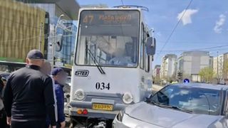 VIDEO Ziua și accidentul &icirc;n care sunt implicate tramvaie din Capitală