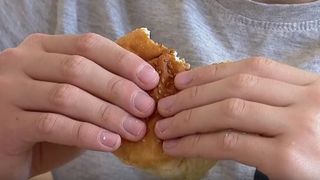 VIDEO Masa caldă reduce abandonul școlar