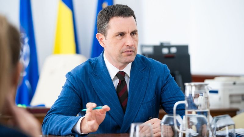 Tanczos Barna, ministrul de Finanțe, taxe 