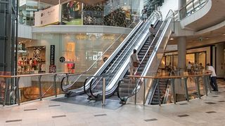 Programul mall-urilor de Paște 2025