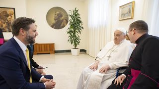 Papa Francisc l-a primit pe JD Vance