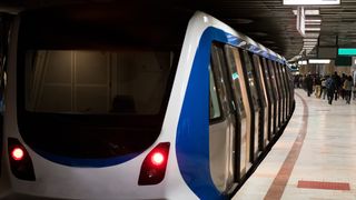 Cum vor circula trenurile, metroul, autobuzele și tramvaiele de 1 mai 2025. Programul CFR, Metrorex și STB de Ziua Muncii