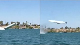 VIDEO Barca și-a luat zborul de pe apă