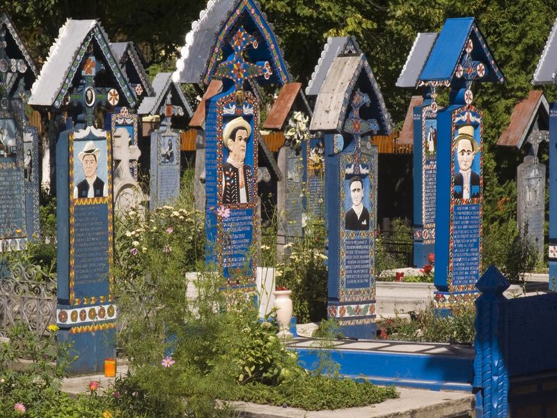 Cimitirul Vesel - Maramureș