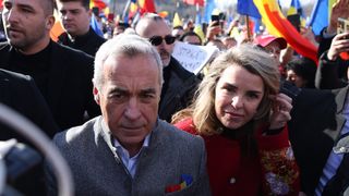 Cristela Georgescu, în lacrimi după ce a văzut mobilizarea românilor din diaspora. Mesajul soției lui Călin Georgescu: „Am fost 9 ani departe fizic de casă”