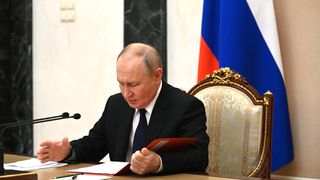 VIDEO Vladimir Putin, amenințare cu arme nucleare chiar &icirc;n ziua alegerilor din Rom&acirc;nia