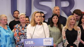VIDEO Elena Lasconi, după rezultatele din exit-poll: "Voi ieși și voi spune pe cine susțin &icirc;n turul 2"