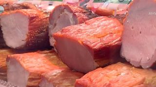 VIDEO &bdquo;Cred că e pe cale de dispariție&rdquo;. Șuncă ardelenească doar pe etichetă