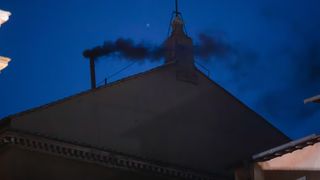 Fum negru din nou la Capela Sixtină din Vatican. A doua zi de Conclav în căutarea unui Papă