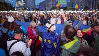 nicusor dan, miting piata victoriei 