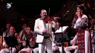 VIDEO „Împreună am făcut un lucru extraordinar”. „Zestrea”, regal folcloric la Sala Palatului