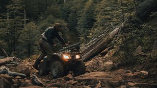 Ce să faci &icirc;n cazul &icirc;n care răm&acirc;i blocat cu ATV-ul &icirc;n zone off road