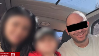 VIDEO Un profesor din T&acirc;rgoviște, soț și tată, acuzat de abuz după 2 ani de &bdquo;iubire&rdquo; cu o elevă minoră. Declarațiile bunicii unei fete:  "Era și ea &icirc;n echipa de volei, n-a mai vrut să se ducă"