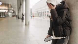 VIDEO Grupurile de WhatsApp, teren pentru bullying