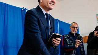 VIDEO Nicușor Dan, discuții despre deficitul bugetar cu experți de la Ministerul de Finanțe