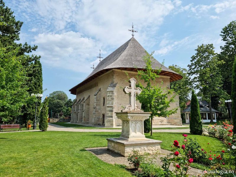 Mănăstirea Bogdana