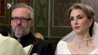 VIDEO &bdquo;Sunt senzaționali&rdquo;. Mihai Albu, din nou &icirc;n fața altarului