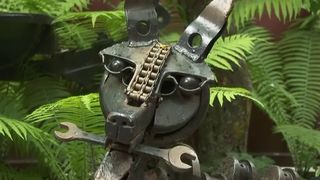 Din fier face artă care nu ruginește