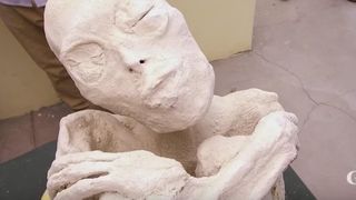 Adevărul despre mumiile "extraterestre" din Peru