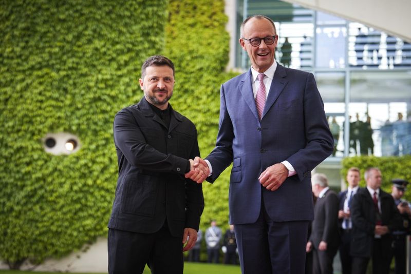 Zelenski, primit la Berlin de cancelarul Germaniei