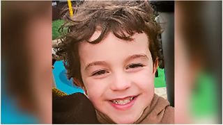 Copil de 4 ani, găsit fără suflare &icirc;n piscina unui hotel, &icirc;n timp ce se afla &icirc;n vacanță cu familia