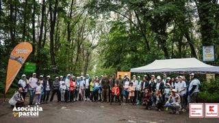 70 de voluntari au ieșit la curățenie &icirc;n Pădurea Pustnicu: o inițiativă semnată Asociația pastel și Kaufland Rom&acirc;nia&nbsp;